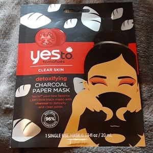 COPY - FREE WITH PURCHASE CHARCOAL DETOXIFY MASK